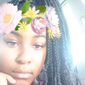 Meet your Posher, Arielle